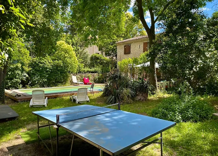 Grange Renovee, Jardin Prive Et Piscine Partagee Poussan